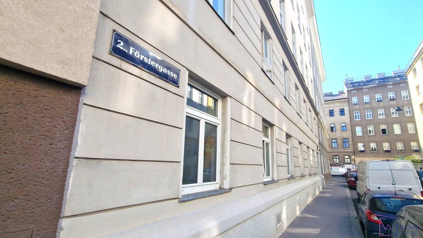 Rented condominium of approx. 140 m² – Existing property for investors
