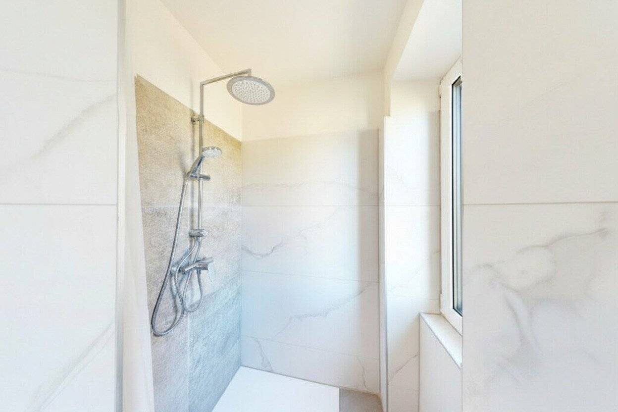 Charming 2-room old building apartment tastefully renovated near Augarten