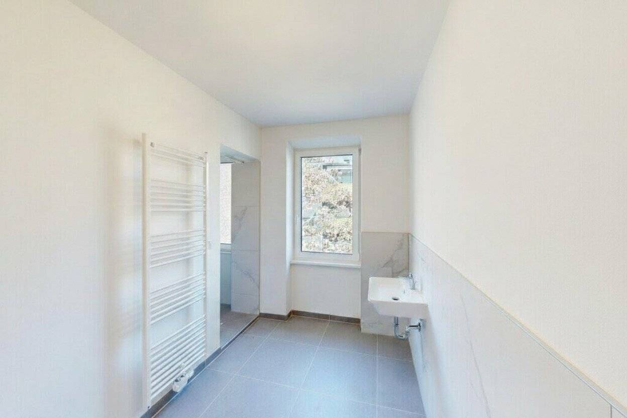 Charming 2-room old building apartment tastefully renovated near Augarten