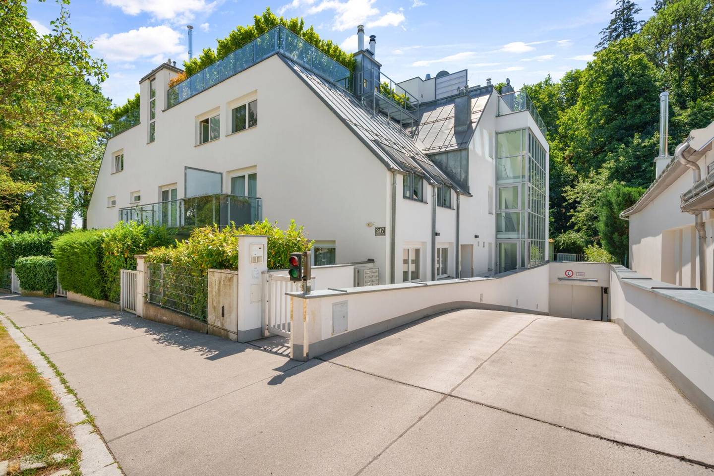 Private Gartenresidenz in Sievering - ca. 192 m² Nutzfläche, 353 m² Garten und Sauna
