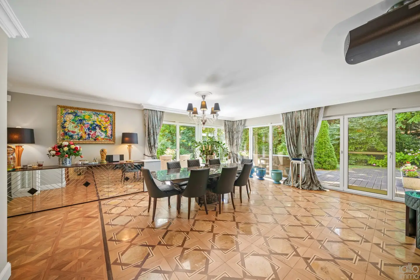 Private garden residence in Sievering - approx. 192 m² usable area, 353 m² garden and sauna