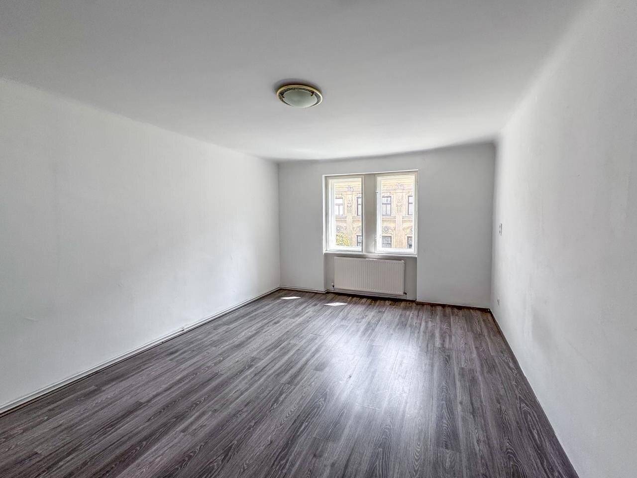 central quiet location Stuwerstraße, 2-room, near WU
