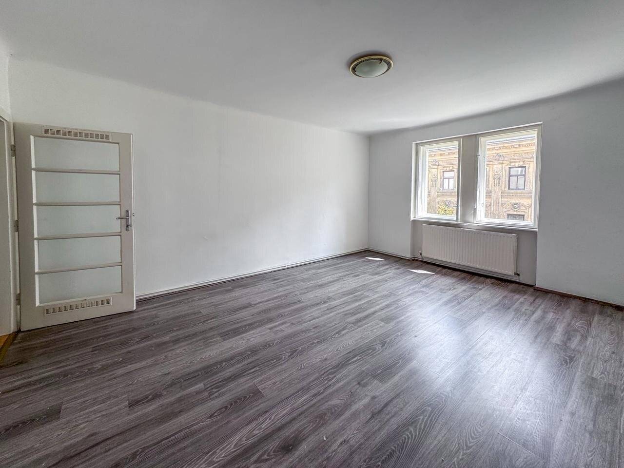 central quiet location Stuwerstraße, 2-room, near WU