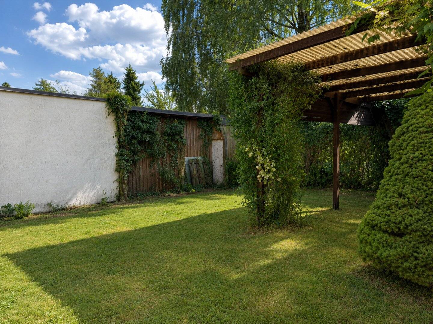 Salzburg – Josefiau: Plot with existing building and impressive fortress view