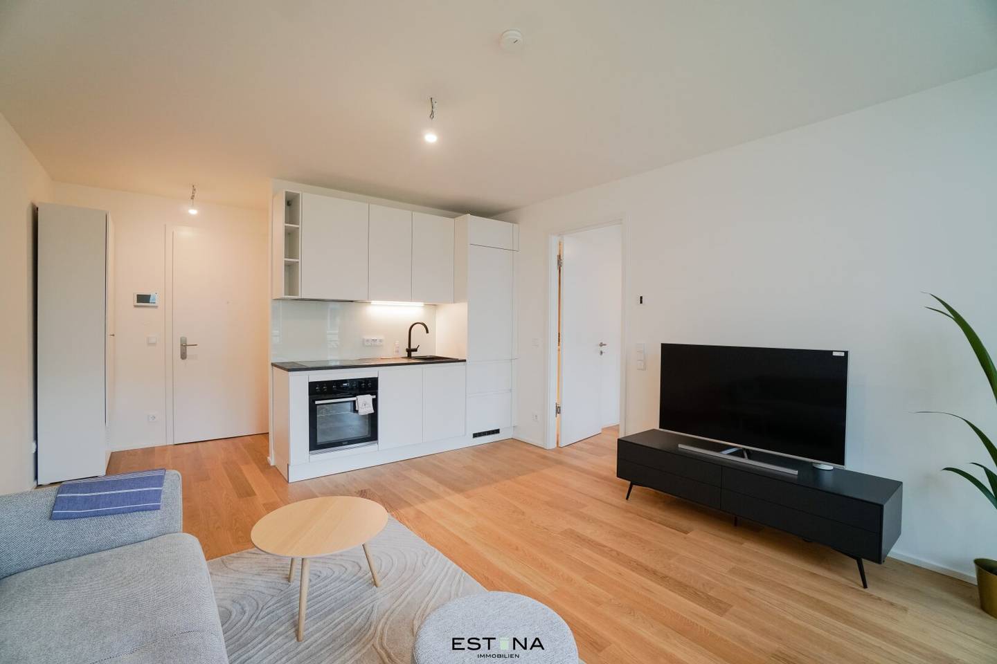 Direkt am Wasser - Möbliertes 2 Zimmer-Apartment im DC Residential | ab 1.11.