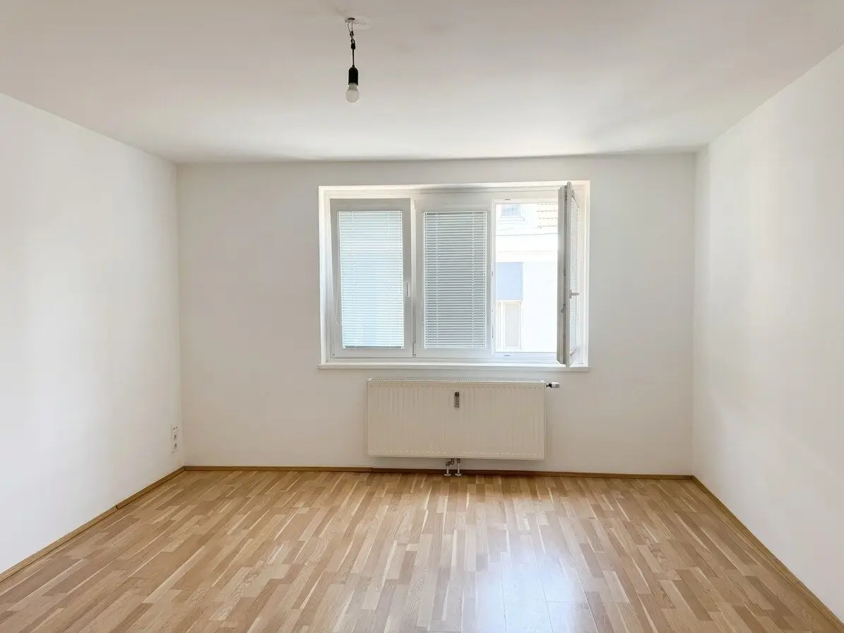 Charming 2-room apartment in well maintained new building