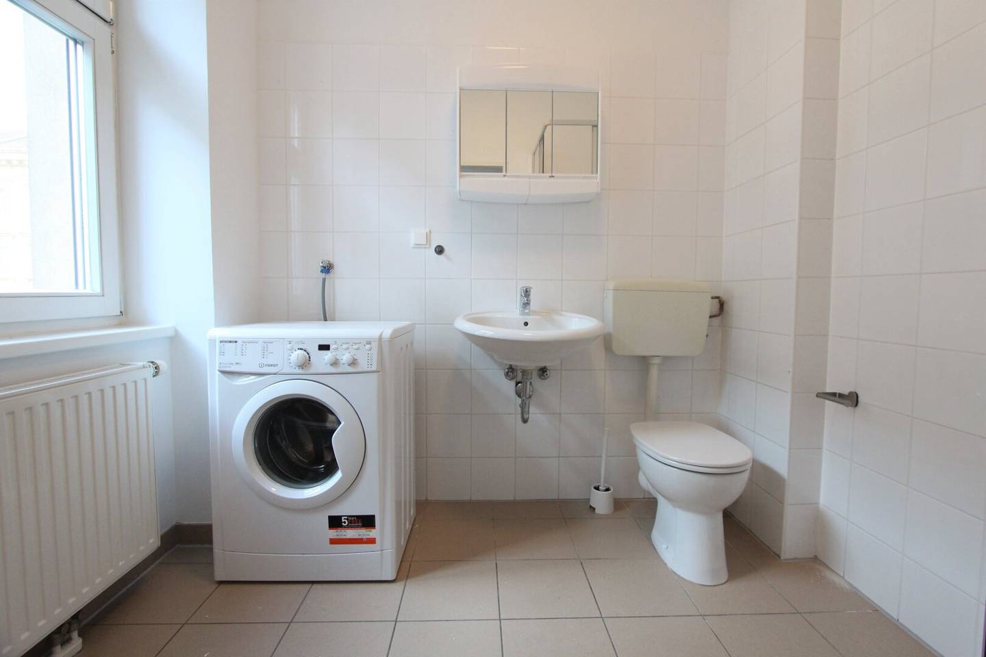 Schön möblierte 1-Zimmer-Wohnung Nähe Reumannplatz! Kurzzeitvermietung!