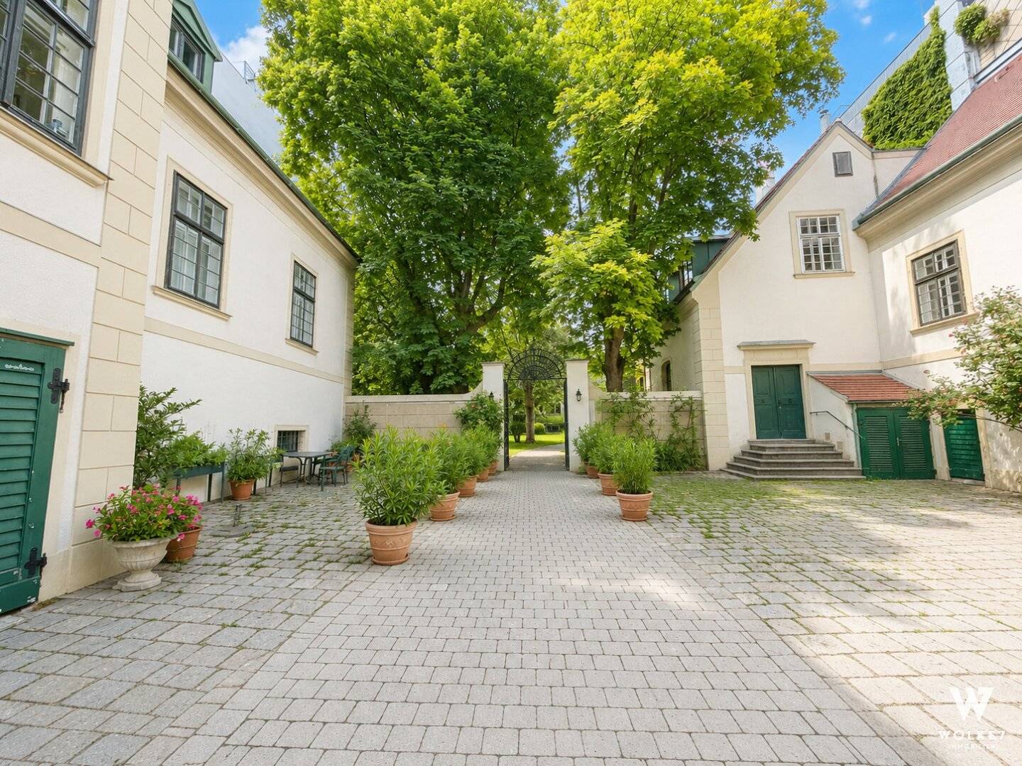 +++ Generalsanierte 2-Zimmer Wohnung I inkl. Lift &amp; Garagenplatz I absolute Ruhelage +++