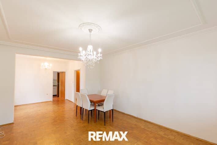 2-Zimmer-Wohnung – Loggia mit Blick ins Grüne