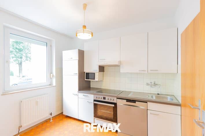 2-Zimmer-Wohnung – Loggia mit Blick ins Grüne
