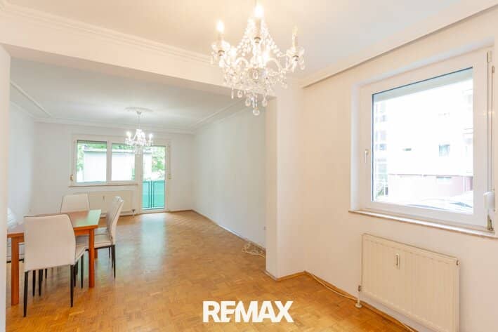 2-Zimmer-Wohnung – Loggia mit Blick ins Grüne