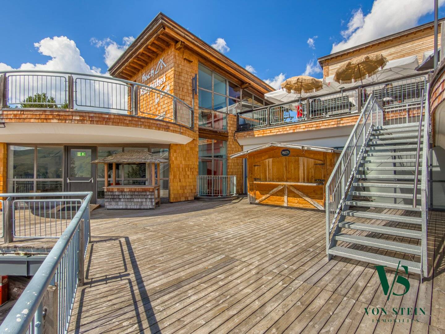 Exclusive promotion and brand space directly at the mountain station Hochkitzbühel/Hahnenkammbahn (Streif race track)