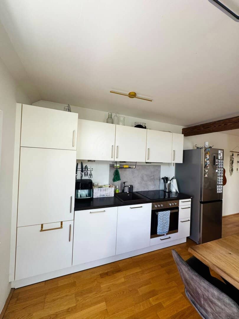 Old Town Flair, top equipped, parking space, fitted kitchen