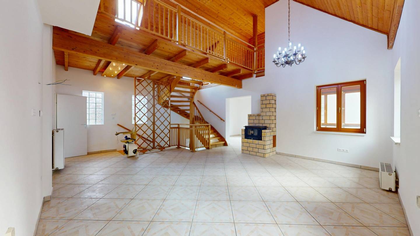 Living in the green of Döbling – Charming single-family house with garden and garage in Glanzing