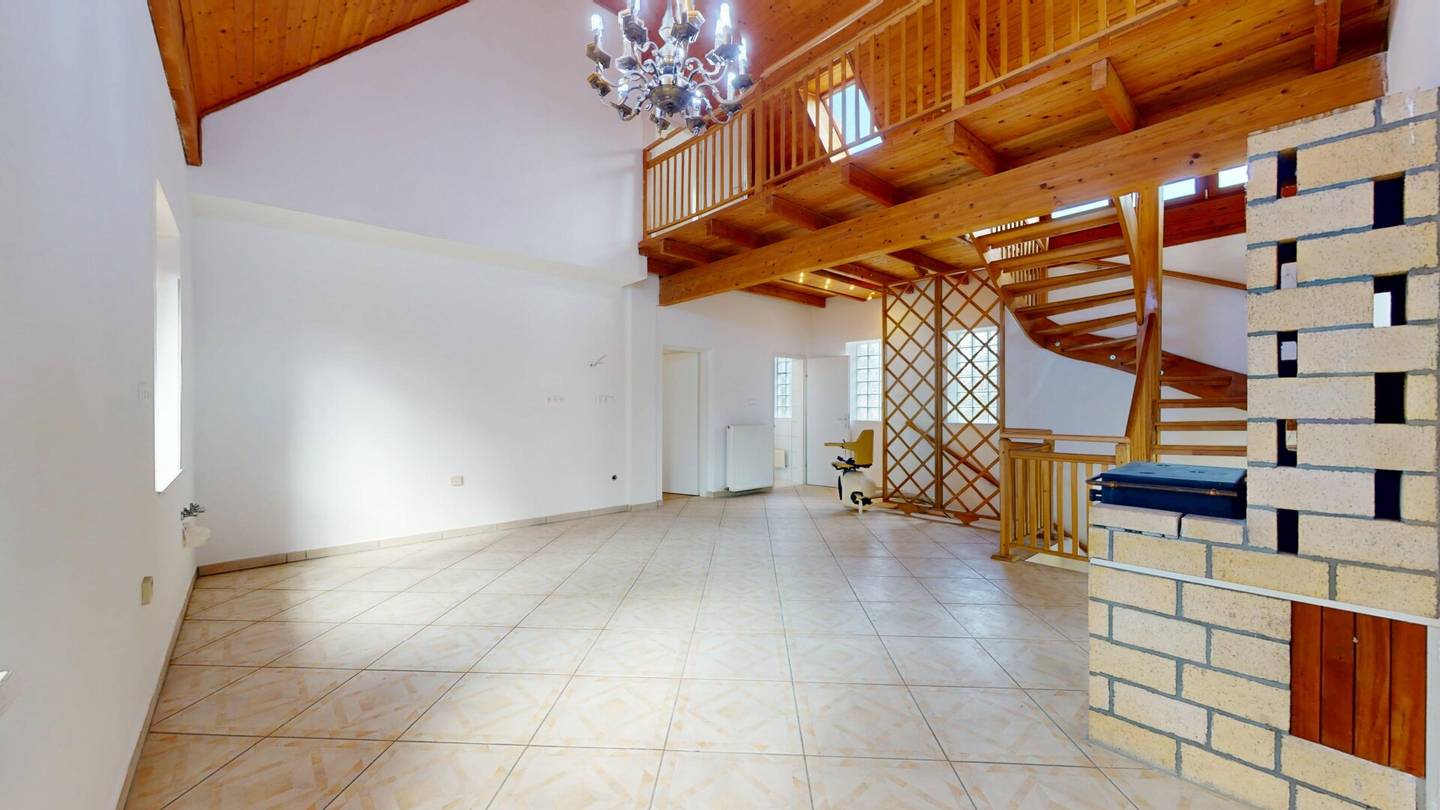 Living in the green of Döbling – Charming single-family house with garden and garage in Glanzing