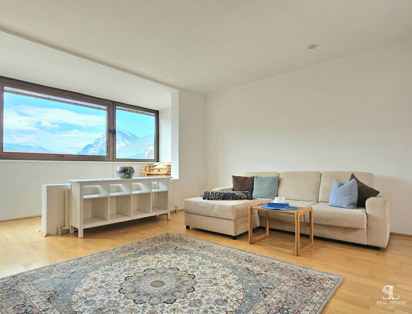 Geräumige 4-Zi-Wohnung mit Loggia und Bergblick in Innsbruck