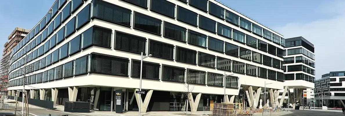 New build apartment at Austria Campus with extensive infrastructure