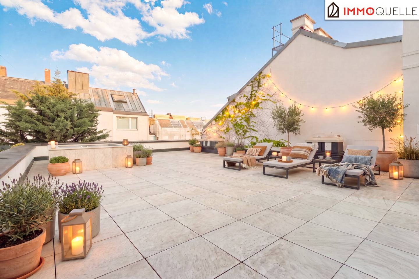 Großzügigkeit, die neue Perspektiven eröffnet - Außergewöhnliches 5-Zimmer-Loft auf zwei Ebenen mit rund 110 m² großer Terrasse, zwei Loggien und eindrucksvollem Open Space in Oberdöbling