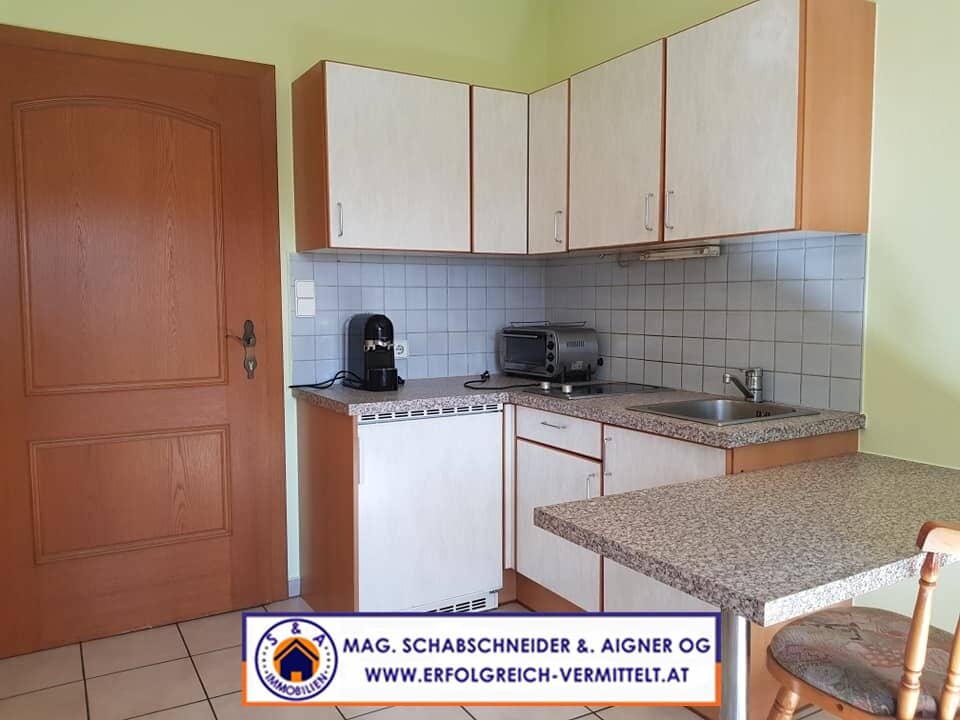 Furnished single apartment in Neumarkt