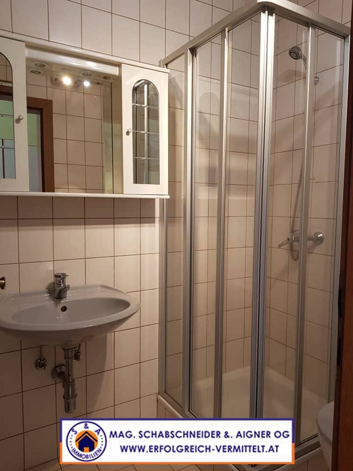 Furnished single apartment in Neumarkt