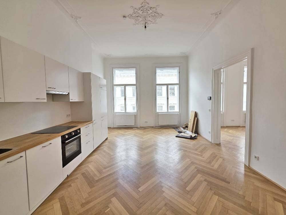 CAPISTRANGASSE | ruhig gelegene 4-Zimmer+Kabinett Altbauwohnung | barrierefreier Zugang