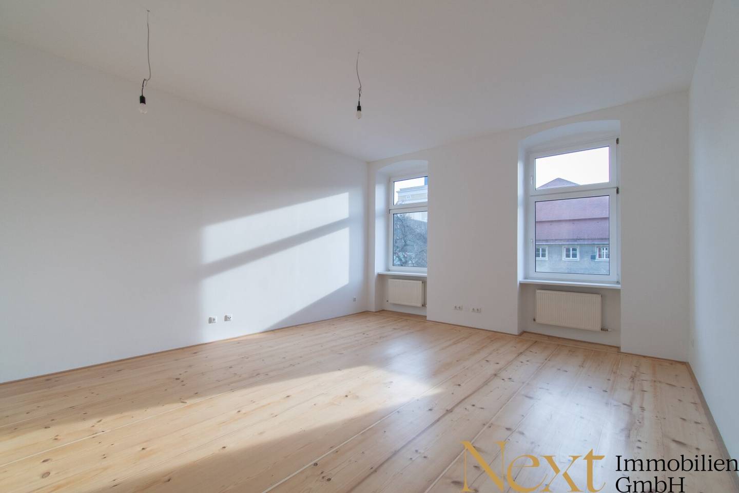 Charmante 2-Zimmer-Altbauwohnung mit Balkon nahe der Linzer Promenade zu vermieten!