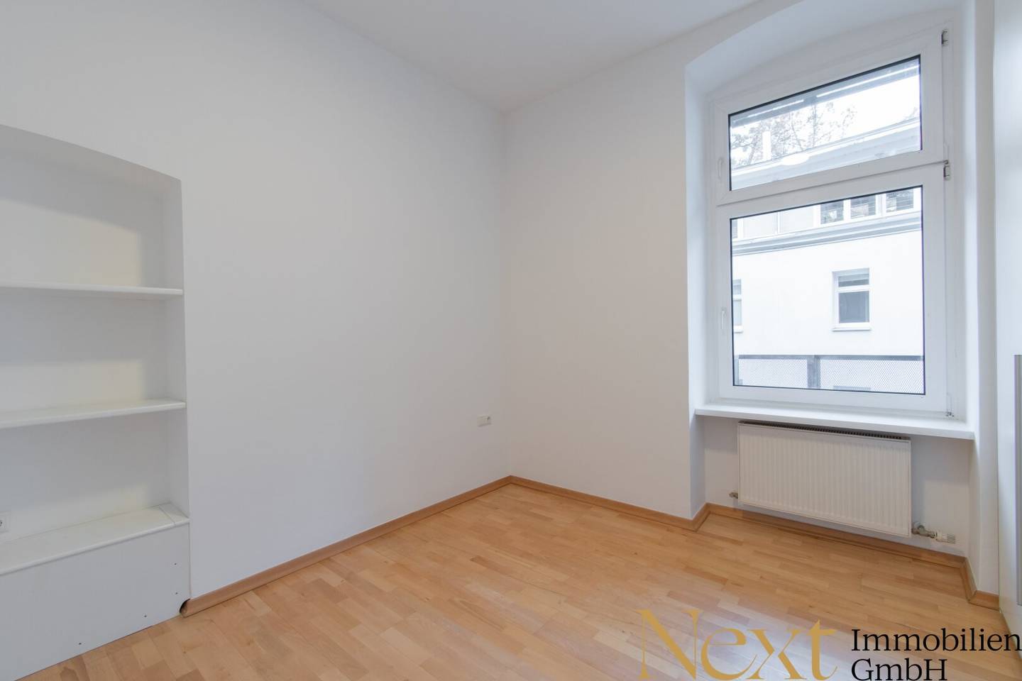 Charmante 2-Zimmer-Altbauwohnung mit Balkon nahe der Linzer Promenade zu vermieten!
