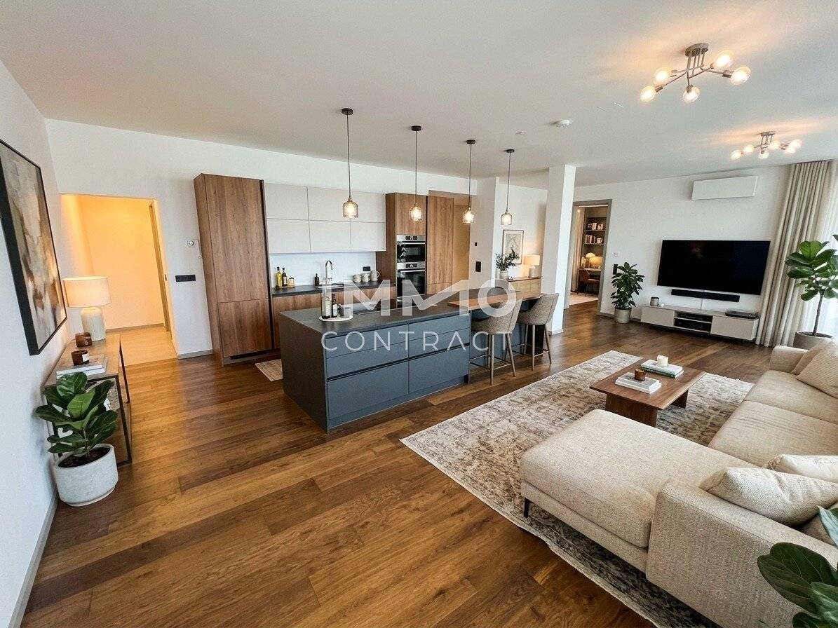 Exclusive 2-room penthouse apartment with balcony &amp; dream view in 1020 Vienna – Infinity Pool + Concierge + Fitness etc. available