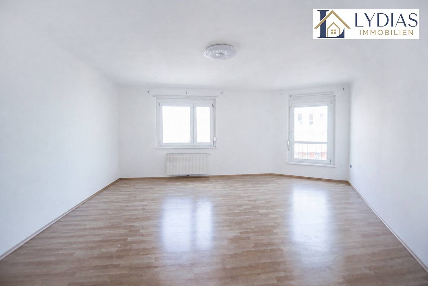 Gemütliche und gepflegte 2-Zimmerwohnung mit optimaler Raumaufteilung. - Top Anbindung und hervorragende Insfrastruktur!