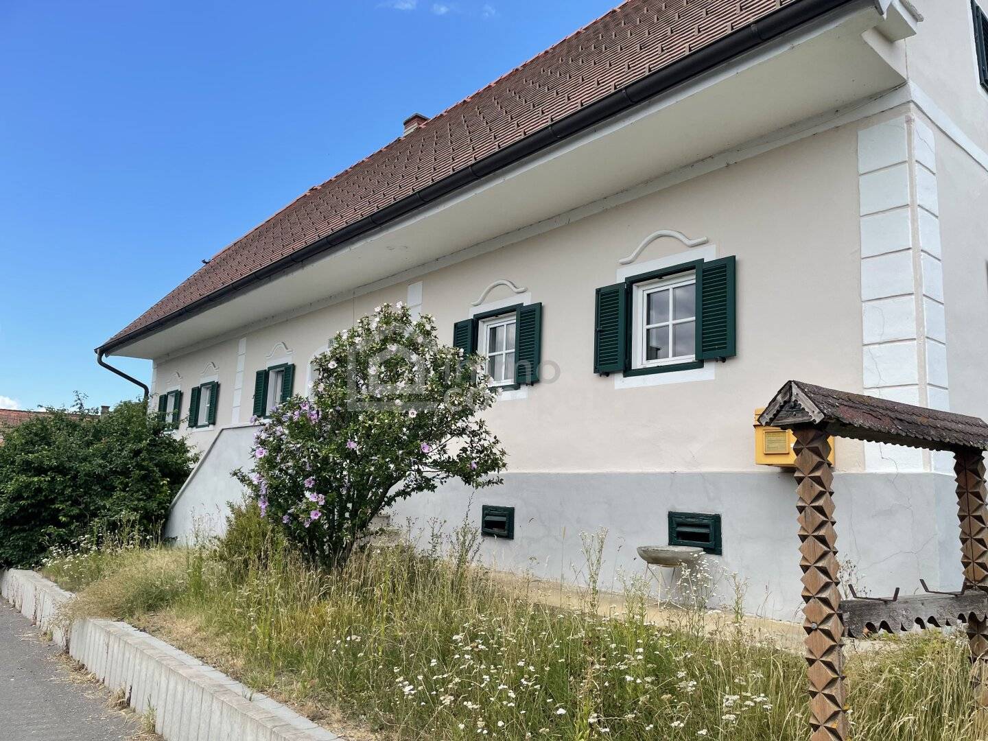 Historisches Anwesen mit rund 8.170 m² Bauland (Dorfgebiet) * Raum für Wohnen, Geschichte und neue Ideen