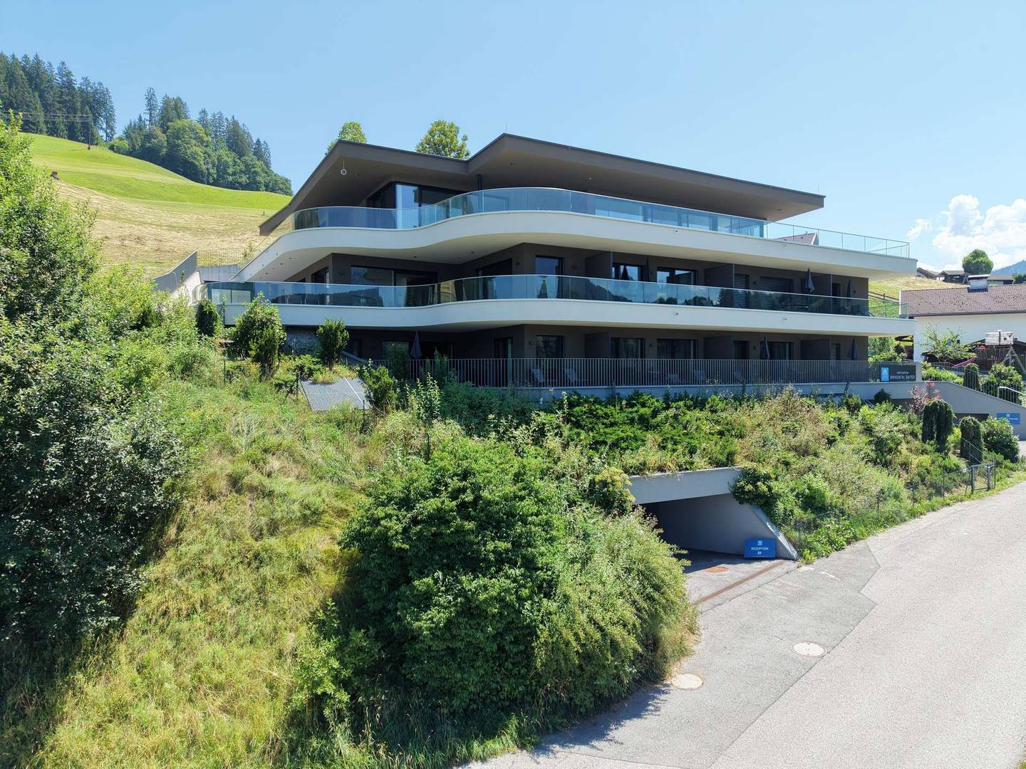 Wohnung direkt an der Skipiste mit großer Terrasse