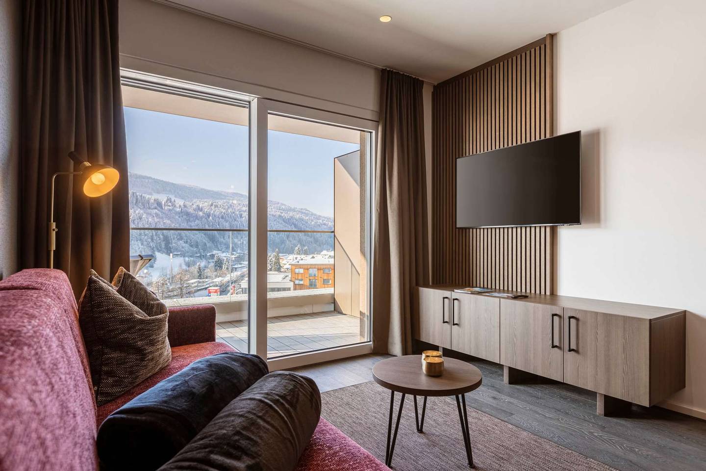 Wohnung direkt an der Skipiste mit großer Terrasse