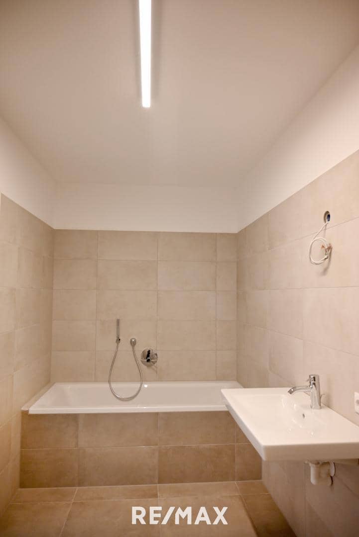 Erstbezug Wohnung mit Loggia und barrierefreiem Lift