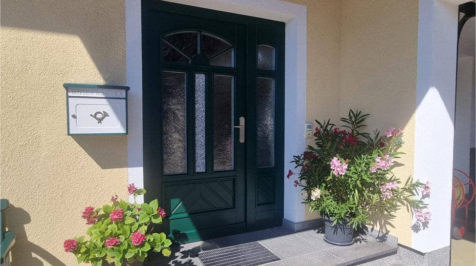 Familienwohnung mit Garten und Solaranlage