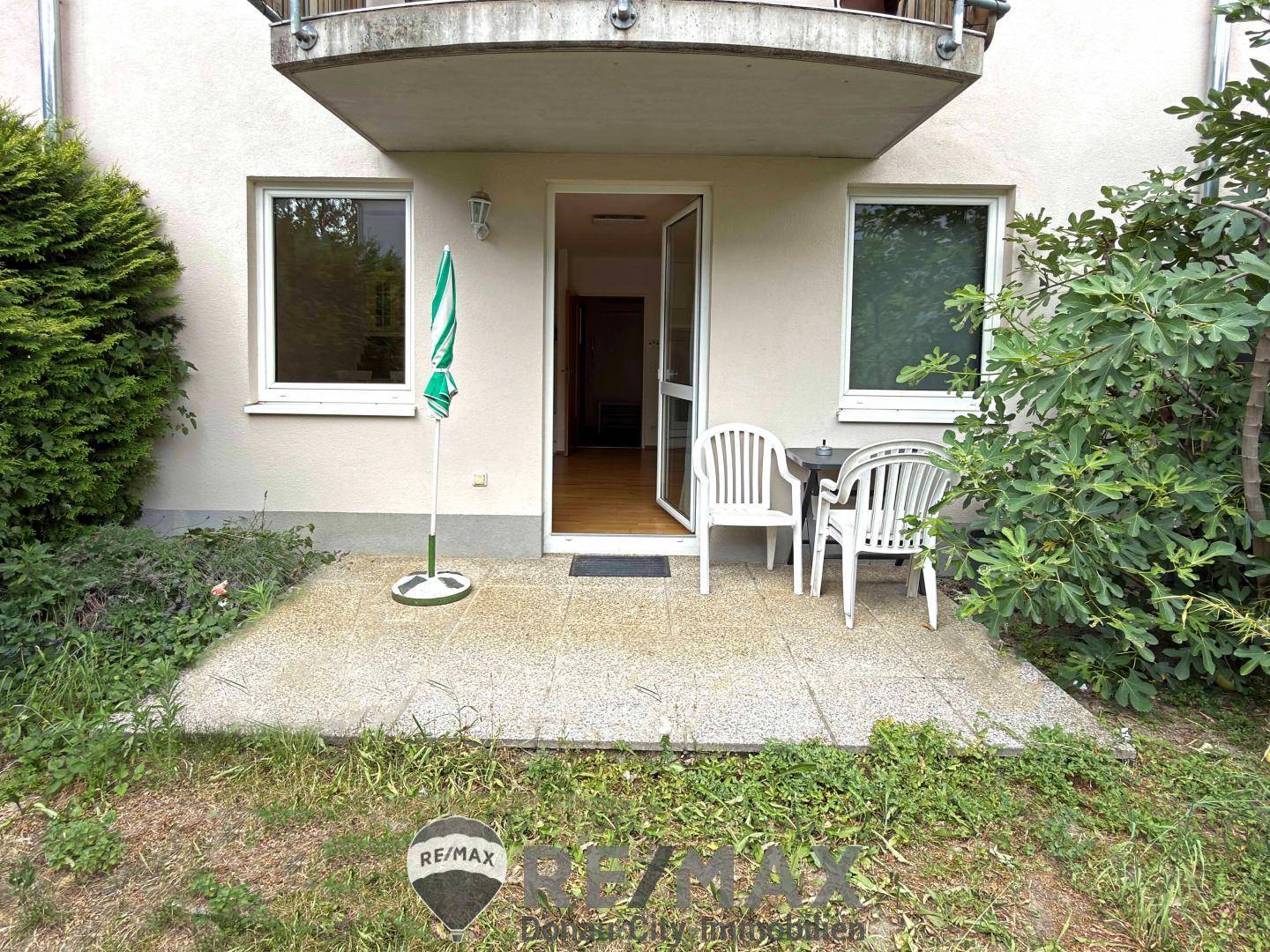 Wohnung mit Terrasse und eigenem Garten