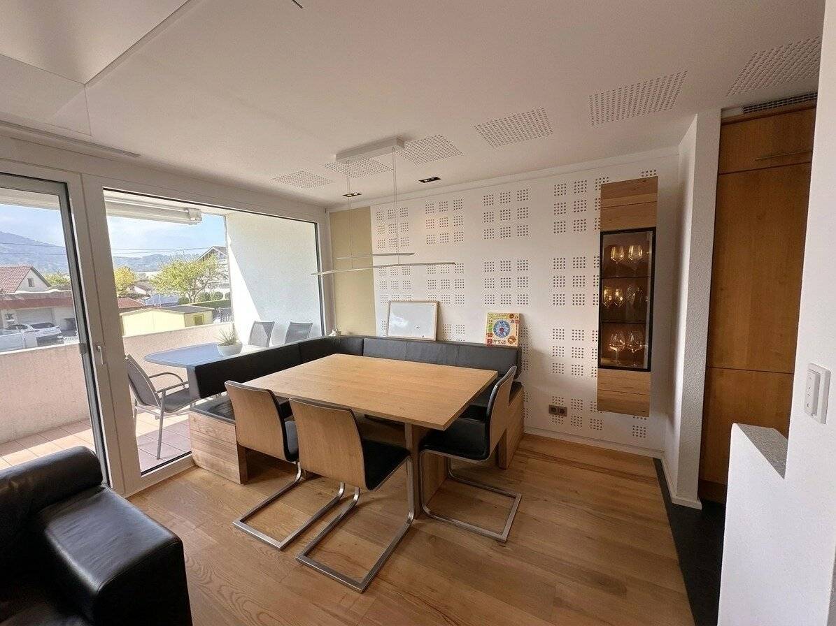 Exclusive living on two levels