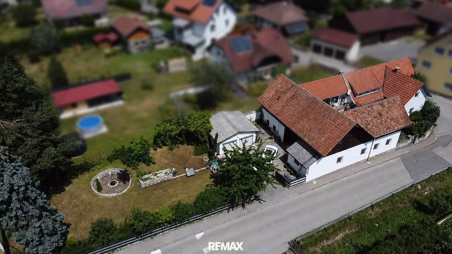 Großes Haus mit vielfälltigen Nutzungsmöglichkeiten in Gleißenfeld - Ideal für Großfamilien oder Investoren!