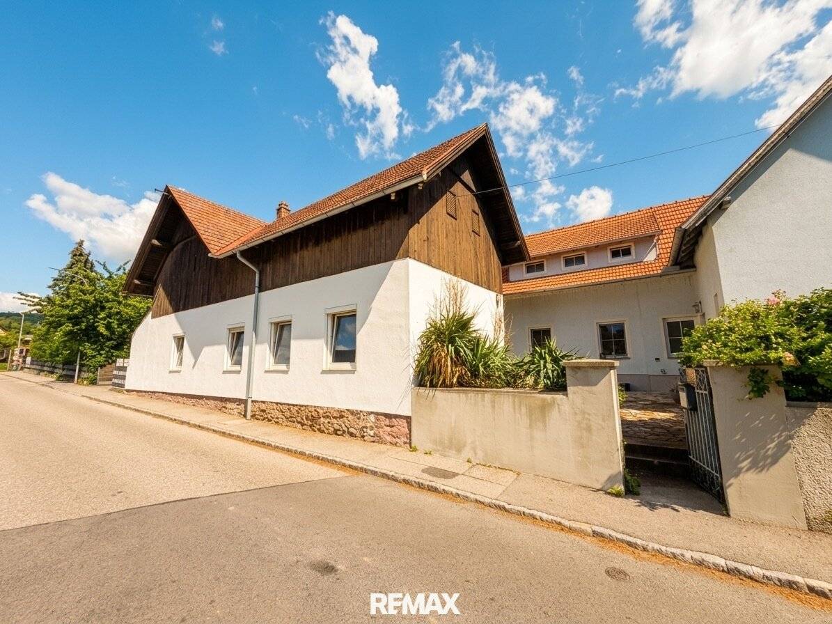Großes Haus mit vielfälltigen Nutzungsmöglichkeiten in Gleißenfeld - Ideal für Großfamilien oder Investoren!