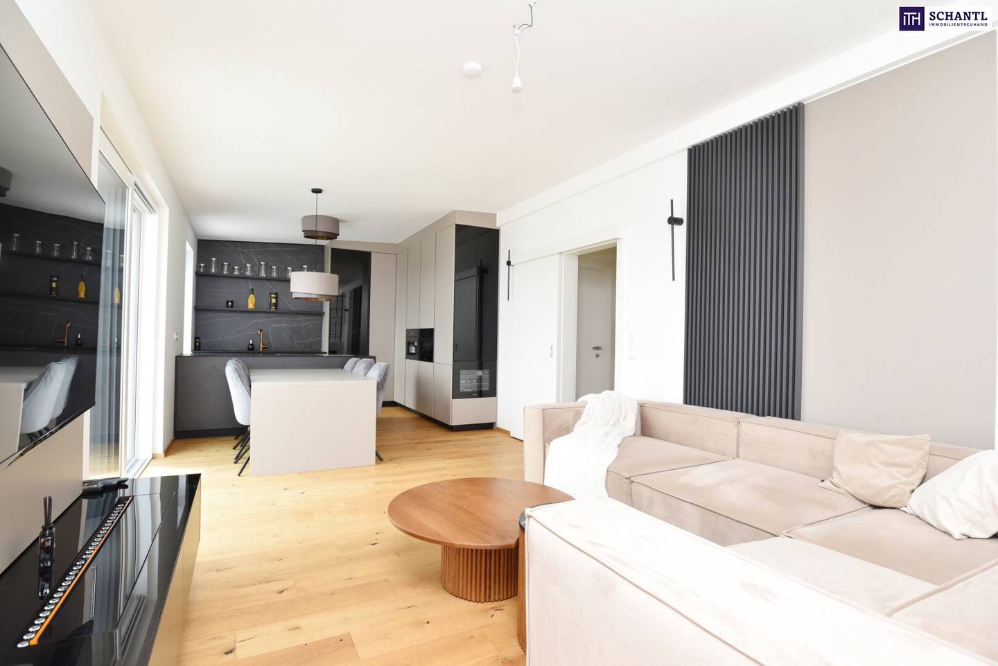 Weiz von oben - Design von morgen - Penthouse mit Panorama-Terrasse, Garten &amp; Kellerstöckl