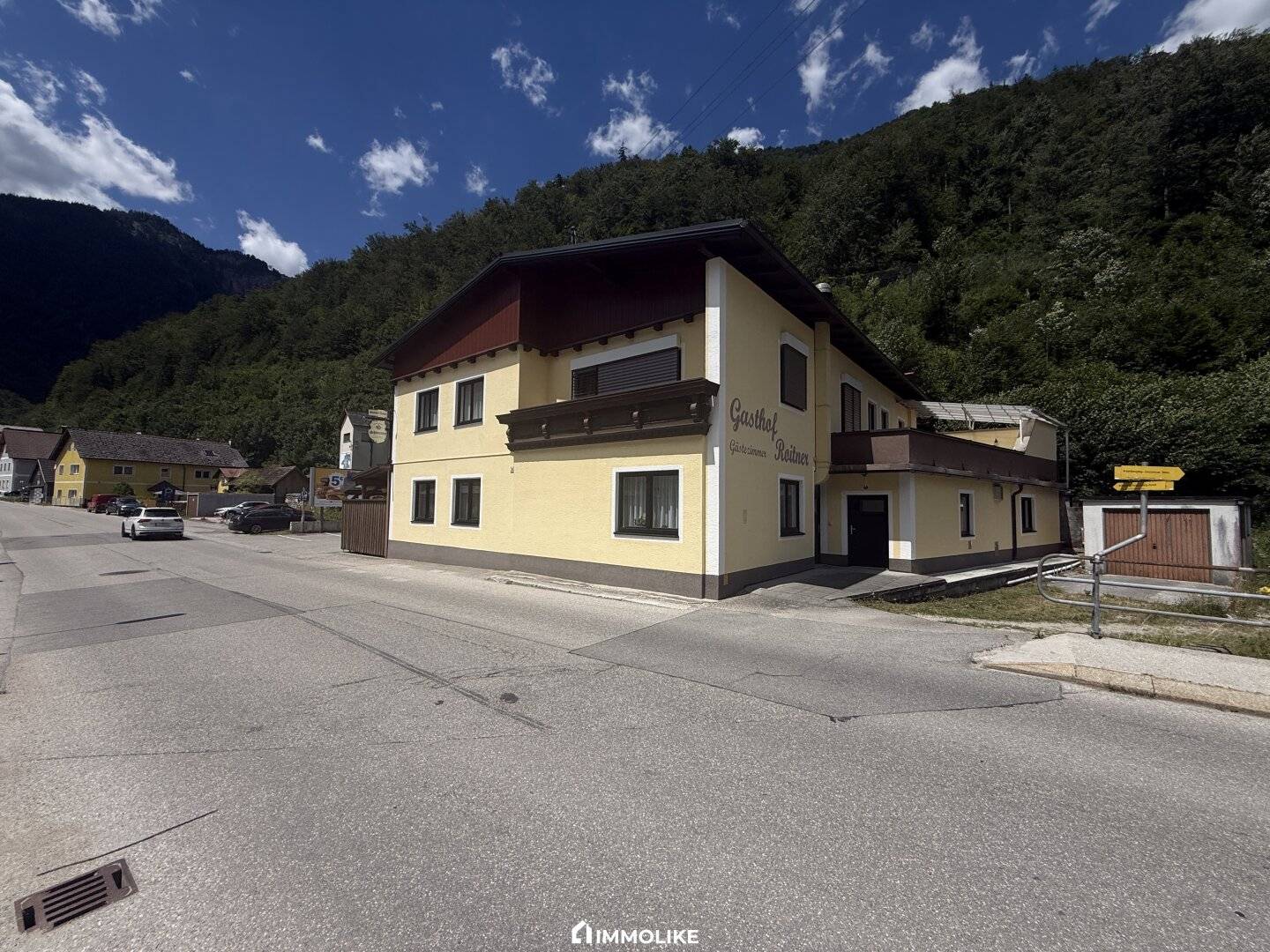 Einmalige Investmentchance in Ebensee – Gasthaus mit 7 Apartments, weiteren Mieteinnahmen &amp; über 660 m² Nutzfläche in Top-Tourismuslage