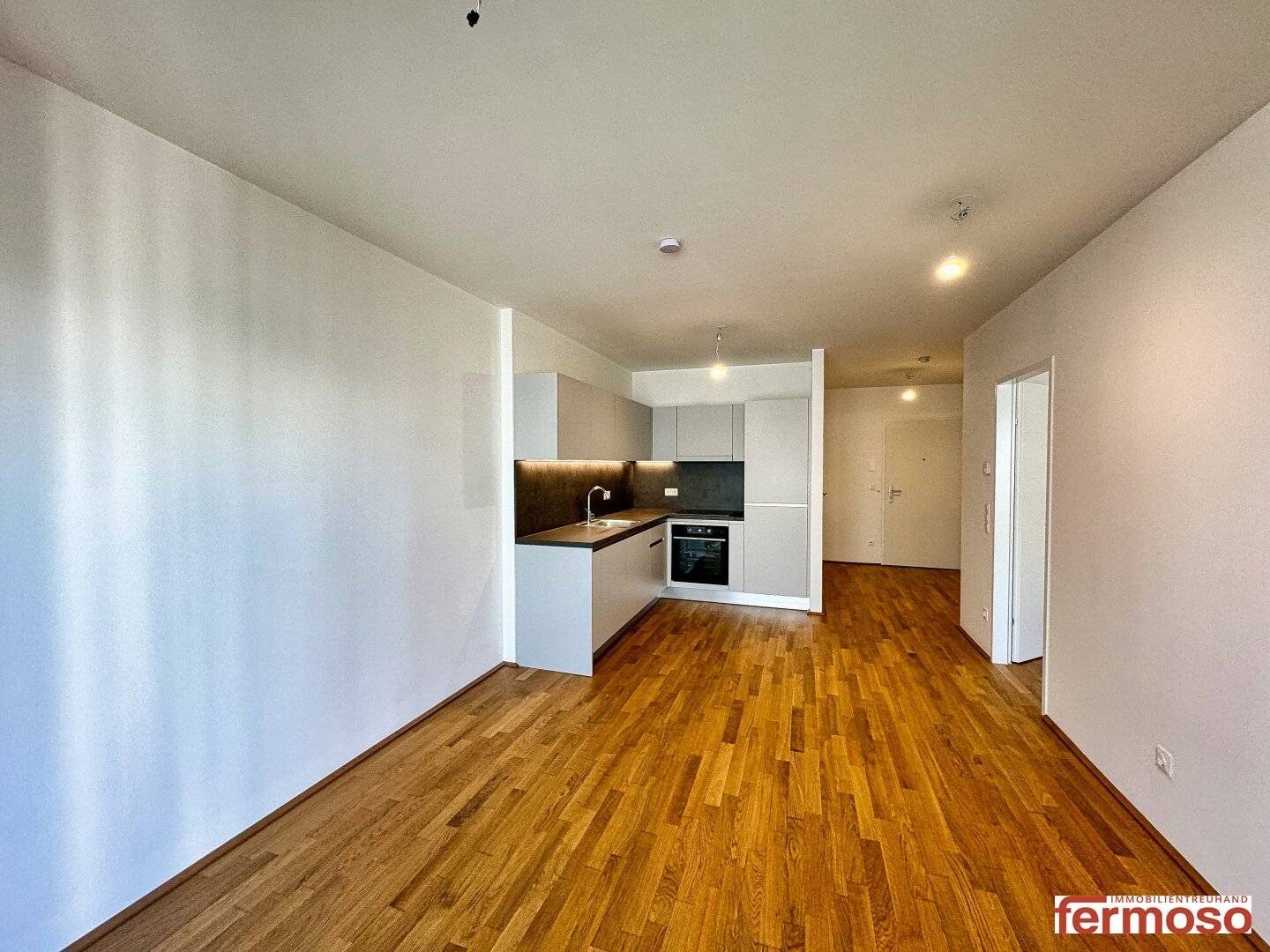 Moderne 2-Zimmer-Wohnung mit Balkon &amp; U-Bahn in 1210 Wien, Miete €949,20!