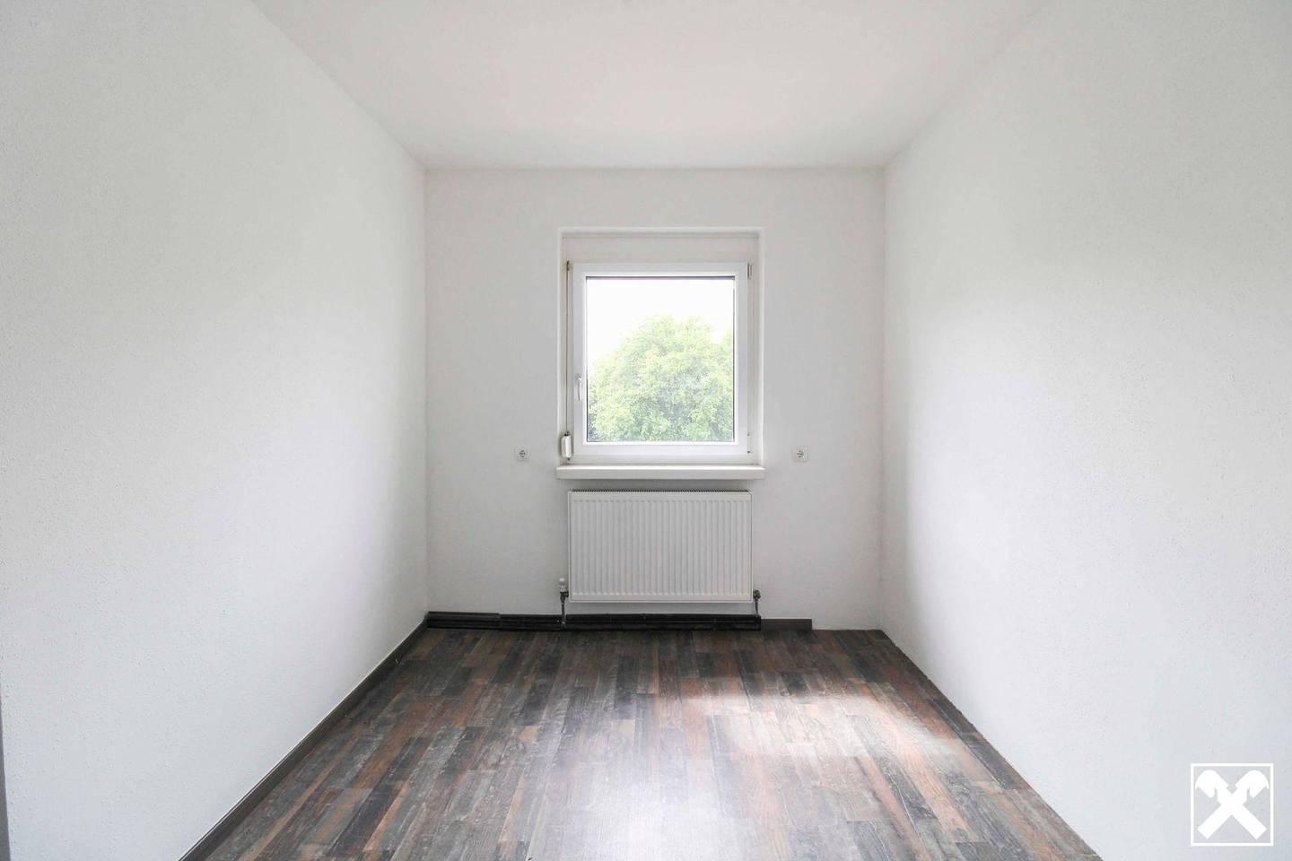 Ruhige Wohnung mit Balkon und Seeblick