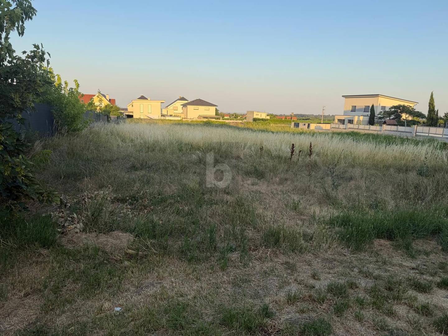 Sonniges ebenes Baugrundstück in ruhiger Lage Familienwohnung