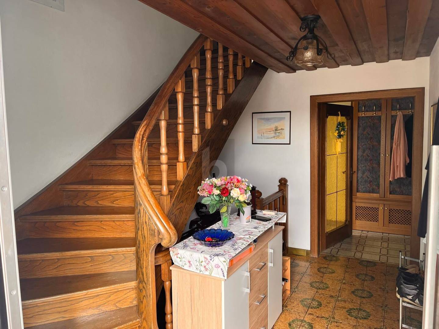 Barrierefreie Wohnung großer Garten und Doppelgarage