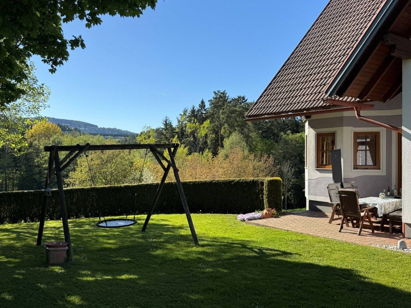 204 m² Nutzfläche. €130 Heizkosten pro Monat. Graz in 23 Minuten