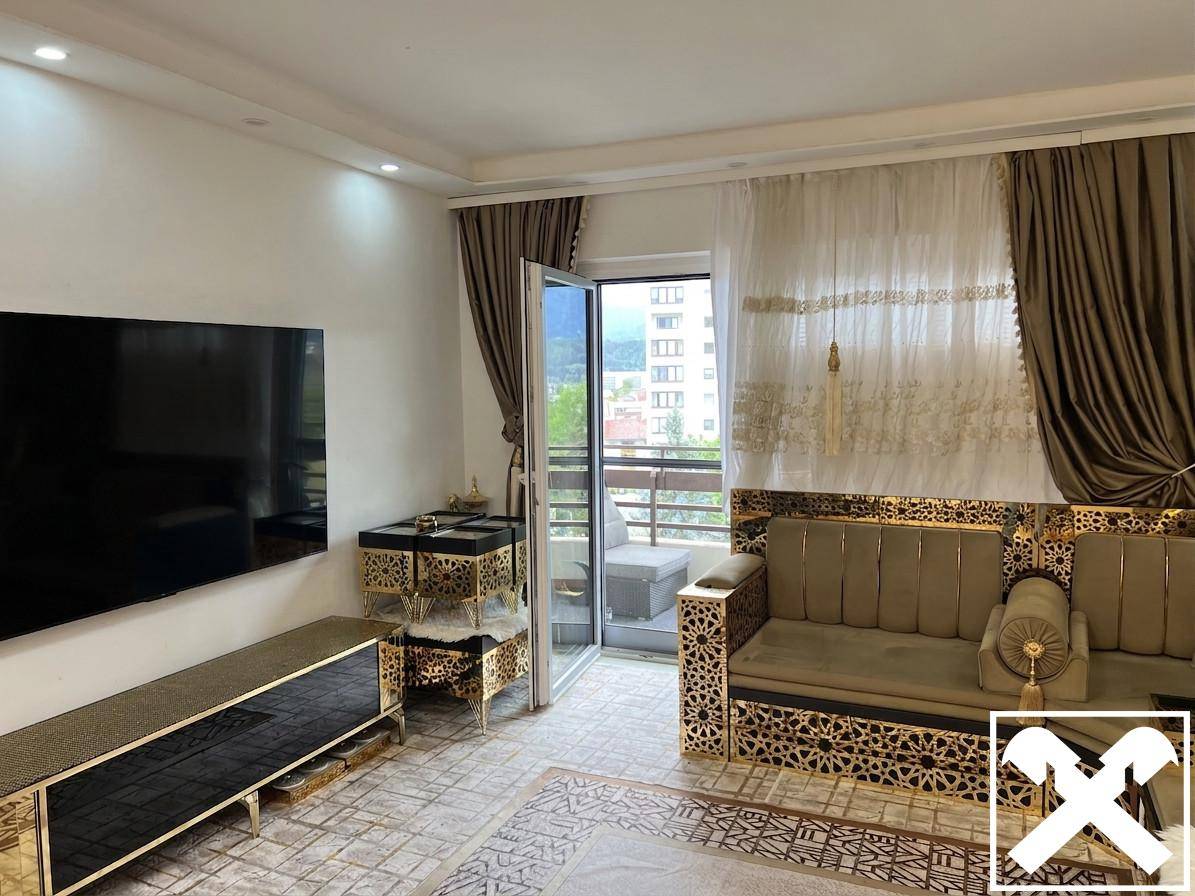 Bright apartment with loggia lift and parking space