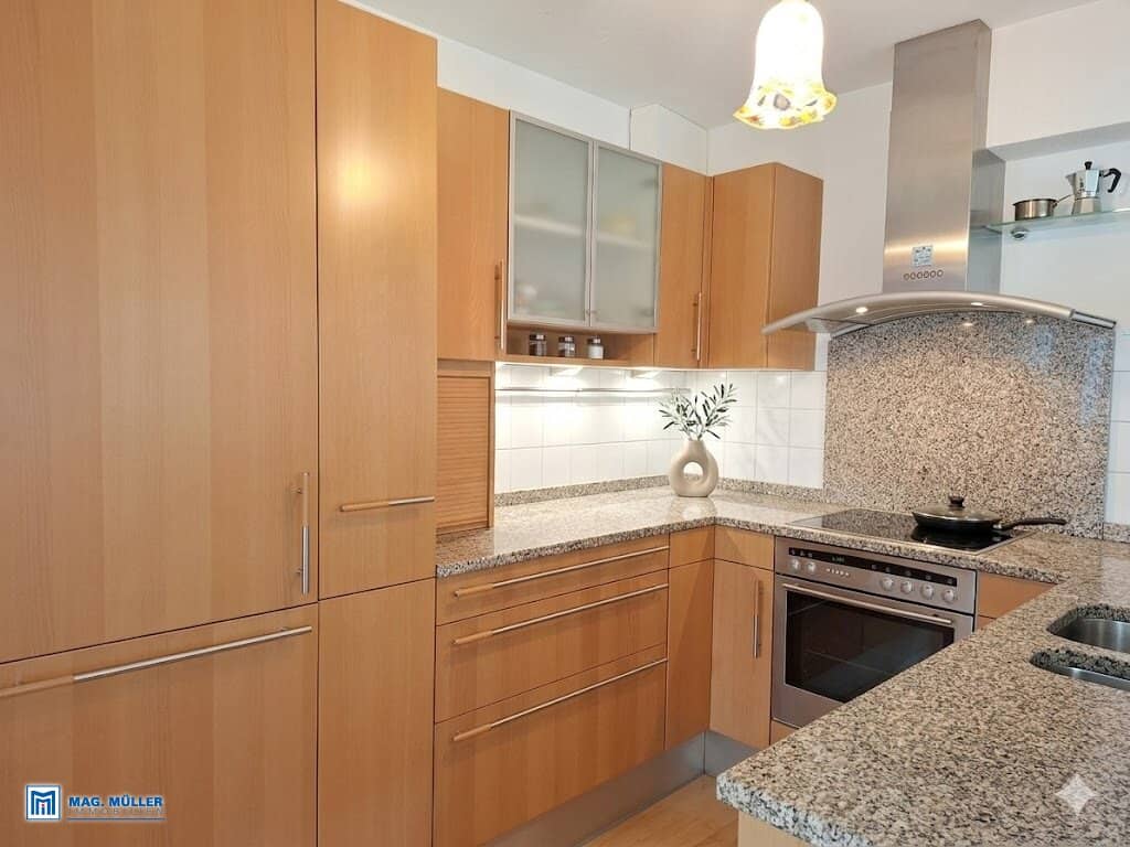 Chic 2-room garden apartment and basement flair in prime location Aigen