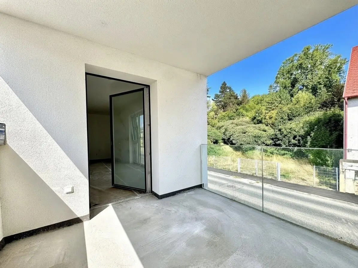 HIGH QUALITY FIRST OCCUPANCIES I Houses + Apartments I TOP FEATURES I Full Basement I Private Access to the Kierlingbach I Freehold