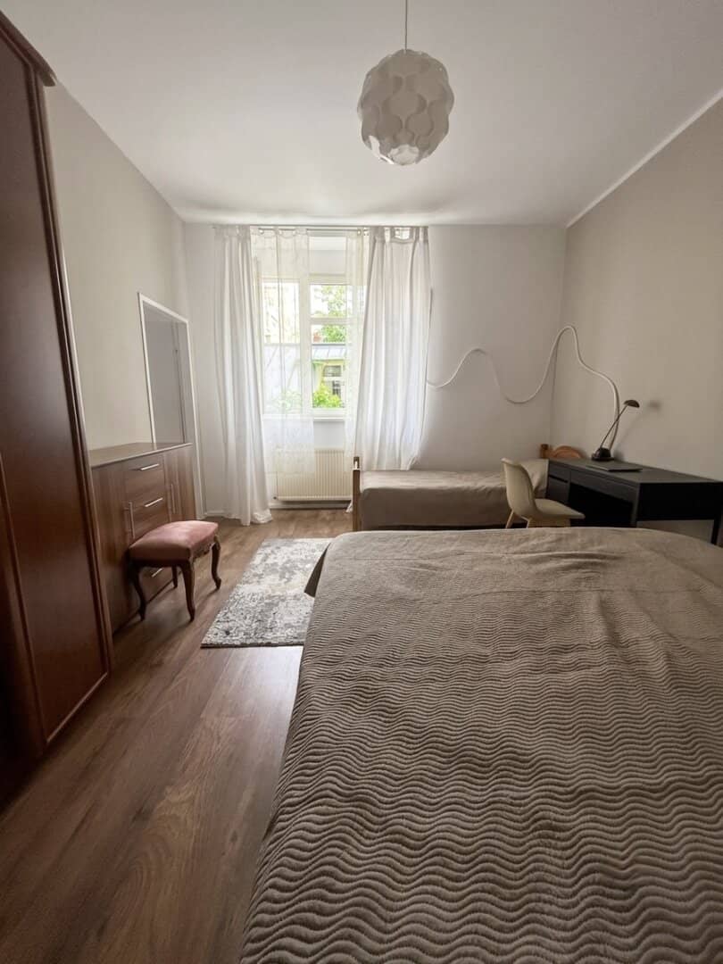 Temporarily leased old building apartment in quiet Hernals location