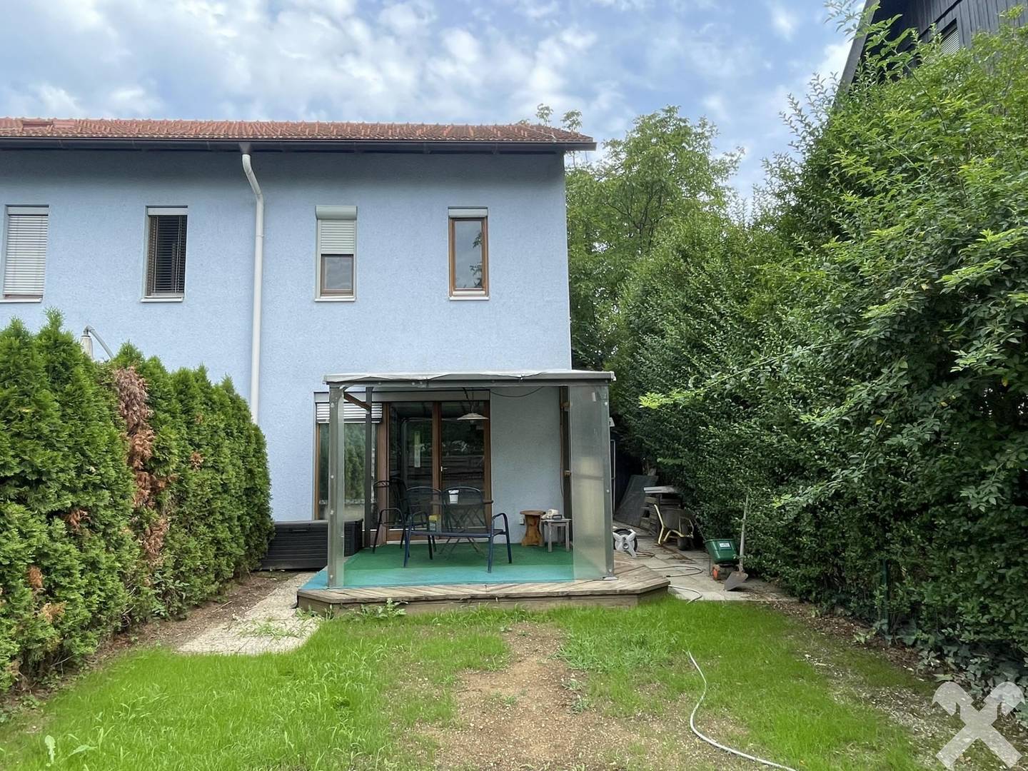 Ruhig gelegene Familienwohnung mit Garten und Carport